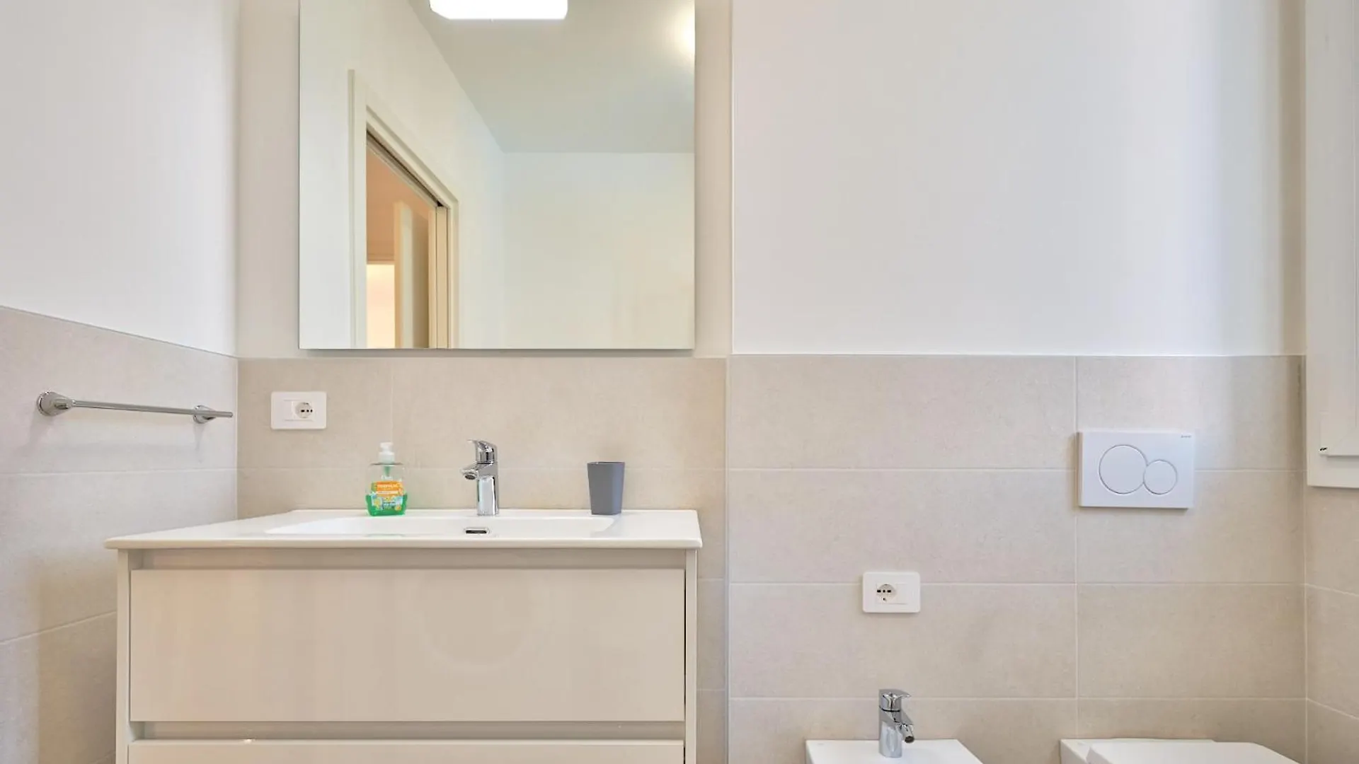 Apartamento New Casa Tiberio Lazise 0*,  Italia